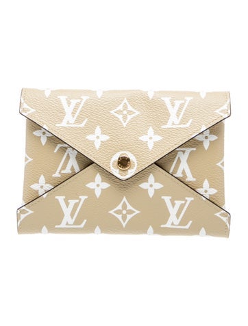 LV Monogram Kirigami Medium