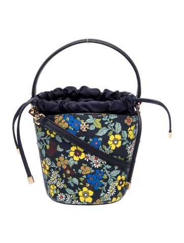 Canvas Bucket Bag