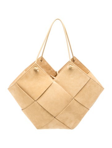 Bottega Veneta Intrecciato Flower Basket Medium
