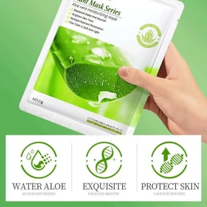 Sadoer Aloe Vera Moisturizing Facial mask 25g
