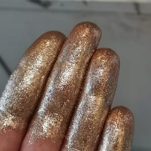 Everly Beauties Monochrome BY Series Loose Pigment Eyeshadow - BY318