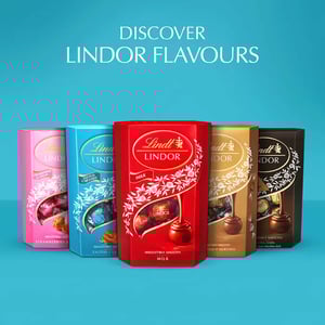 Lindt LINDOR Milk Salted Caramel Chocolate Truffles 200g •