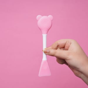 Multi-Functional Silicone 2-in-1 Face Scrubber & Spatula Stick - Baby Pink