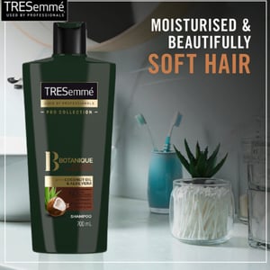 Tresemme Botanique Nourish & Replenish With Coconut Oil & Aloe Vera Shampoo 700ml •