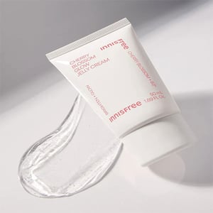 Innisfree Cherry Blossom Glow Jelly Cream 50ml •