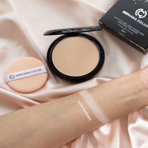 Nirvana Mattifying And Poreless Pressed Powder 15g - P01 Light Natural