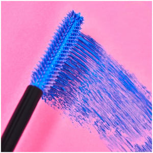 essence I Love Extreme Volume Waterproof Mascara - Blue