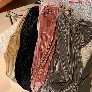 Women's Wide-Legged Velvet Pants - Galaxy Grey