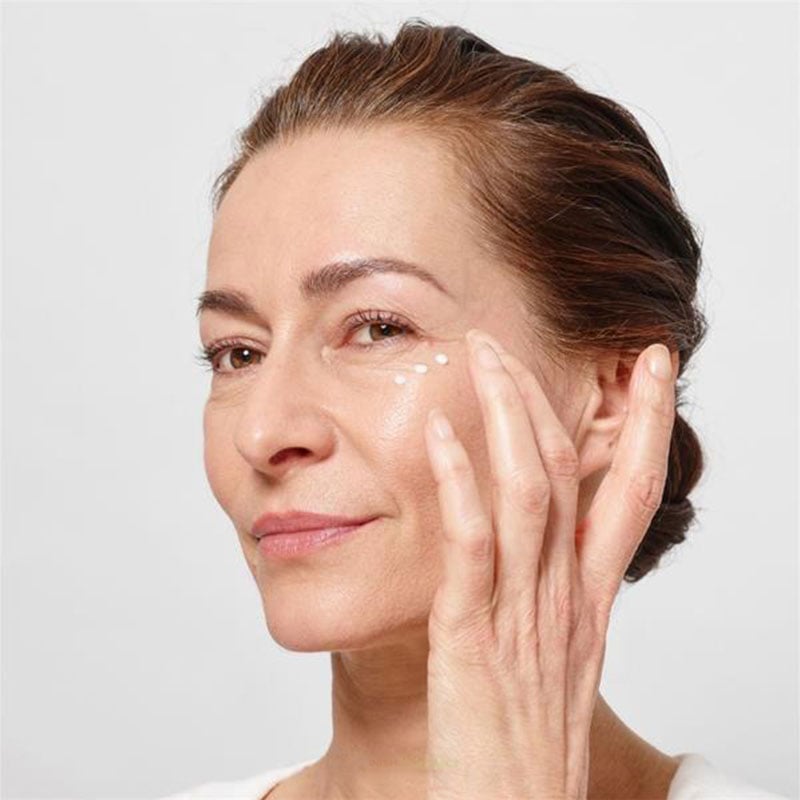 L'Oreal Paris Age Perfect Cell Renew Illuminating Care Eye Cream 15ml - Age 50+