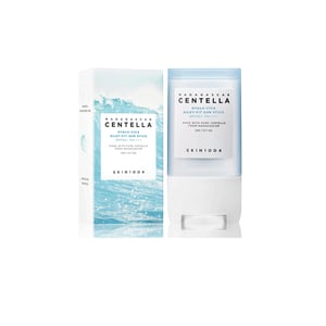 SKIN1004 Madagascar Centella Hyalu Cica Silky fit Sun Stick 20g SPF50+ PA++++ •