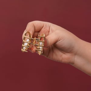 Dior Style Metal Hair Clip With Pearls - Bronze