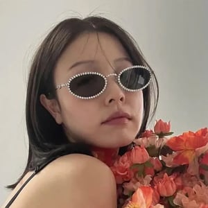 New Oval Diamond Sunglass (240039)