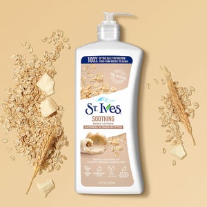 St.ives Soothing Oatmeal & Shea Butter Body Lotion 621ml  •