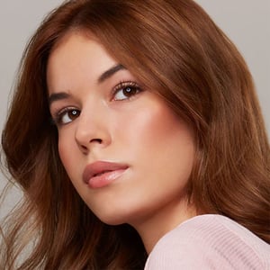 Essence The Blush 5g - 10 Befitting