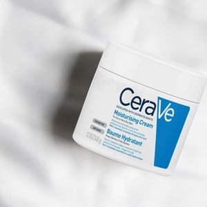 CeraVe Moisturising Cream For Dry To Very Dry Skin 340g .