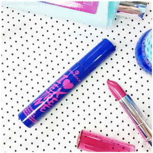 essence I Love Extreme Volume Waterproof Mascara - Blue