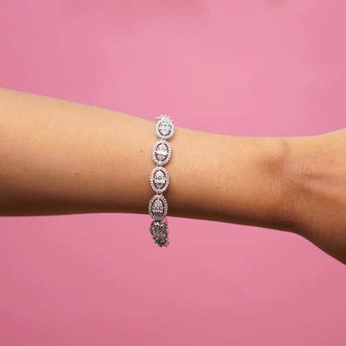 Women High Quality AD Stone Bracelet With Pouch - 002