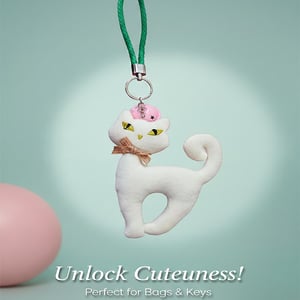 Fancy Cat With Rattle Ball Key Ring - White