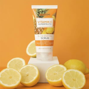 CREIGHTONS Vitamin C Superfruits Glow Enzyme Scrub 150ml•