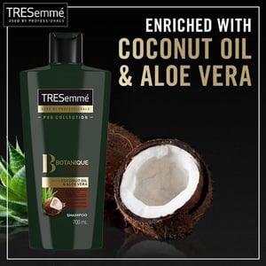 Tresemme Botanique Nourish & Replenish With Coconut Oil & Aloe Vera Shampoo 700ml •