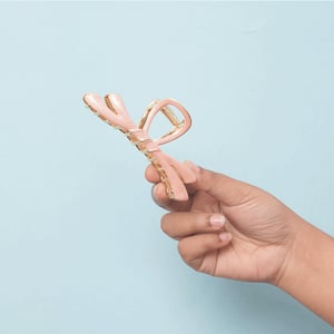 Bow Shape Metal Hair Clip - Pink