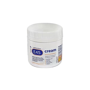E45 Straightforward Skincare Cream 125g •