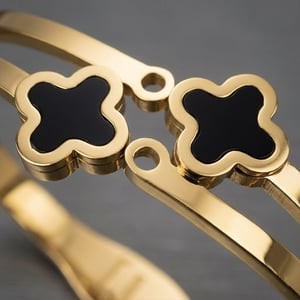 Luxurious Design Bracelet For Women - Alhambra