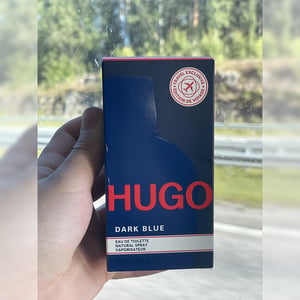 Hugo Boss Dark Blue Travel Exclusive Eau De Toilette 75ml  •