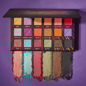 Makeup Revolution Coca Cola Eyeshadow Palette