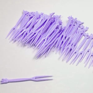 6pcs Disposable Plastic Fruit Forks - Purple