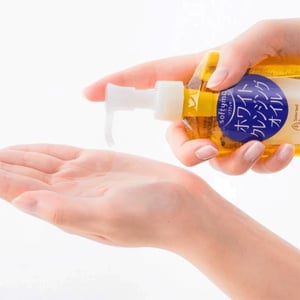 Kose Softymo Deep Cleansing Oil 230ml •