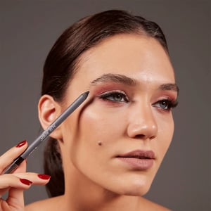 ALIX AVIEN Smoky Eye Pencil - Black