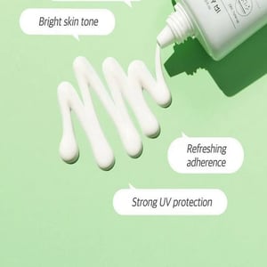 SOME BY MI Truecica Mineral Calming Tone-Up Suncream 50ml - SPF50+ PA++++ •