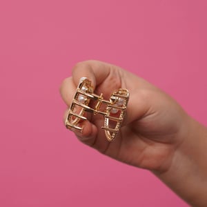Dior Style Metal Hair Clip With Pearls - Cream