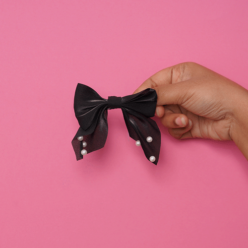 Short Bow Hair Clip With Pearls - Black