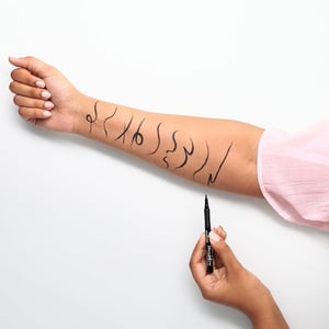 Essence 24 Ever Ink Eyeliner 1.2ml - 01 Intense Black