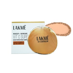 Lakme Makeup + Skincare Vit C Superglow Skin Perfecting Compact 8g - 20 Nude