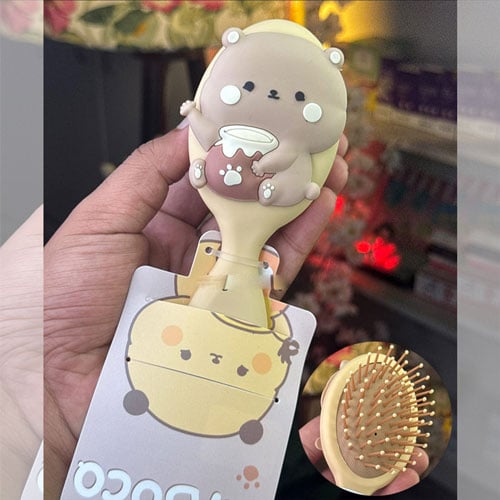 Cute Squirrel Mini Hair Comb - Light Brown