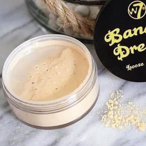 W7 Banana Dreams Loose Face Powder 20g