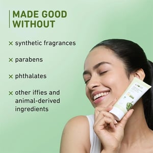 Plum Green Tea & Zinc Super Matte Gel Sunscreen 50gm - SPF 50 PA++++ •
