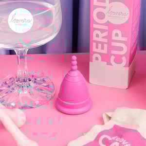 Loovara Menstrual Basic Line Period Cup - M Size