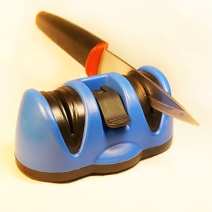 Kitchen Suction Cup Knife Sharpener - Blue •