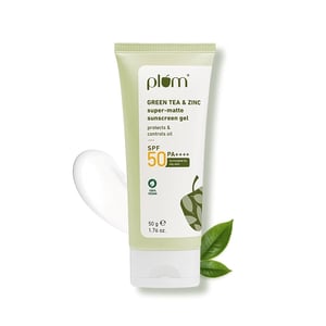 Plum Green Tea & Zinc Super Matte Gel Sunscreen 50gm - SPF 50 PA++++ •