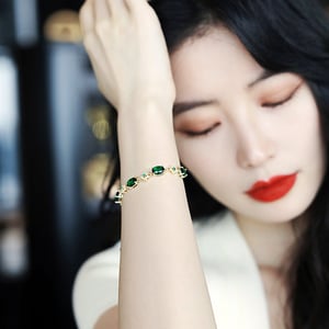 Emerald Bracelet for Women (240010)