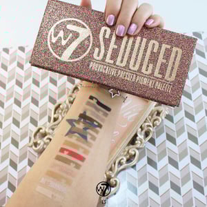 W7 Seduced Provocative Pressed Pigment Palette