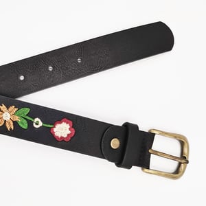 Ladies New Classical Chinese Flower Embroidered Retro Belt (301093)