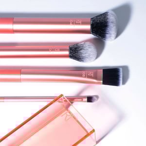 Real Techniques By Sam & Nic Flawless Base Makeup Brush Set