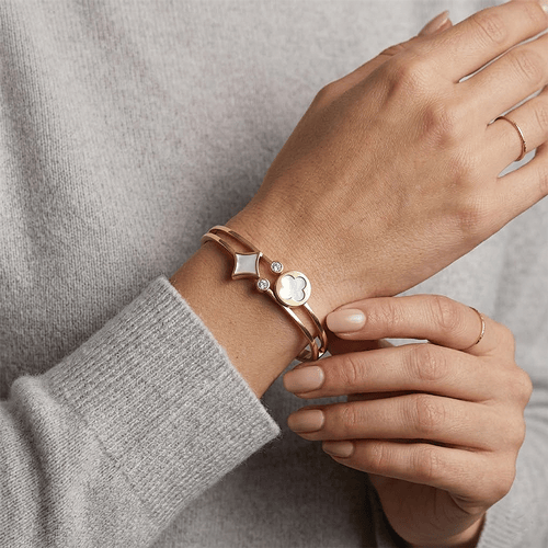 Luxurious Design Bracelet For Women - White Alhambra Diamond