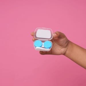 Travel Contact Lens Kit Box - Pig