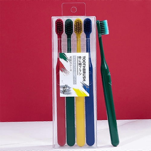 RuHn High Quality Multi-Color 4pcs Toothbrush Set •